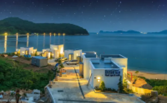 Geojedo Blue Hill Pension