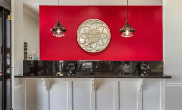 Best Western Plus Santee Inn