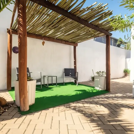 Kate's Nest Guesthouse & Backpackers