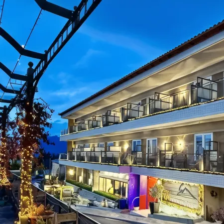 Nidimos Hotel