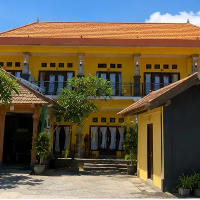 Deva Devi Beach Inn Отели рядом с достопримечательностью «Бухта Сампалан»