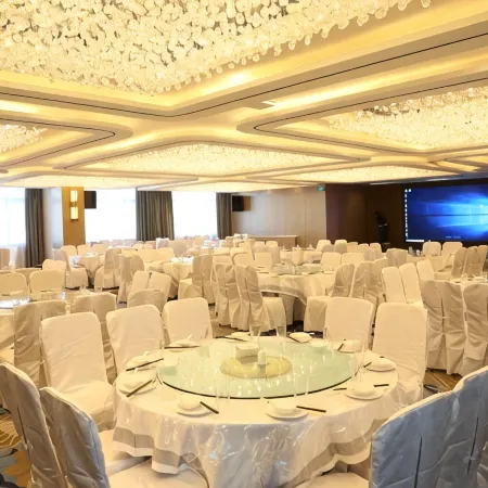 Puleihai Grand Hotel