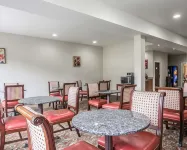 Econo Lodge Lakes Region - 2 estrellas