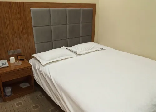 Yongning Jinjun Business Hotel - Wi-Fi