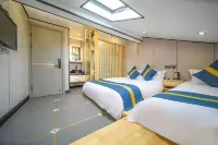 Putuo Mountain Yunyi Inn (Putuo Mountain Wharf Shop)