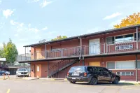 Banfield Studios By OYO Portland OR - Motels
