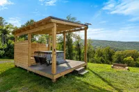 ⭐️Lunar Lookout ⭐️ NEW Build Geodesic Dome  situated on 8 acres! - 4-Star
