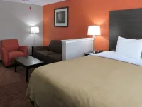 Quality Inn & Suites Fresno Northwest Ξενοδοχεία στην πόλη Fresno