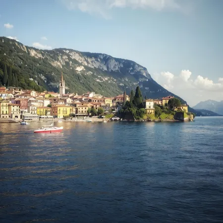 Renovated, amazing lake view
