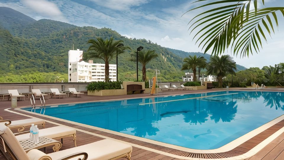 Evergreen Resort Hotel (Jiaosi)