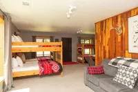 In the Heart of South Fork - Fish the Rio, Sleeps 14 Comfortably, Great Views - Homestays