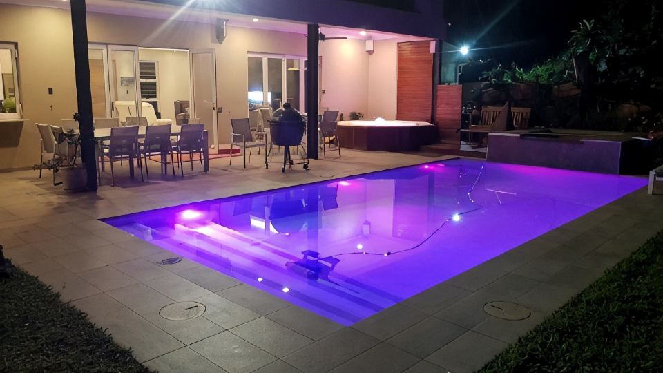 Umhlanga Lodge Private entrance and dining area