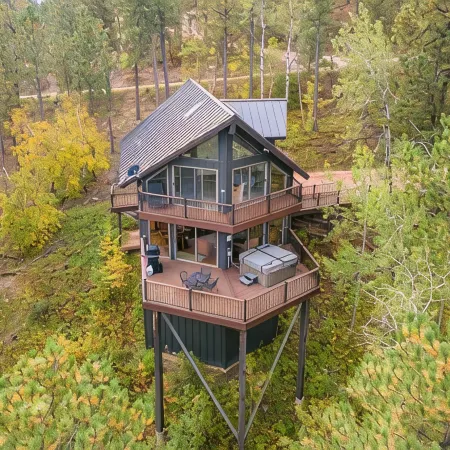 The Kojak – 5-Bedroom Mountain Retreat Close to  Lake Pactola