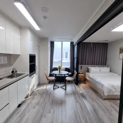 สกายแคสเซิล โรงแรมใกล้Hyoja-dong