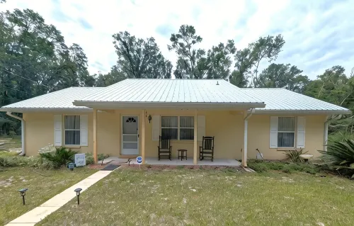 Country Retreat in North Central FL Oasis w/ Firepit, WiFi & Nearby Springs