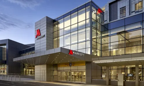 Calgary Airport Marriott In-Terminal Hotel