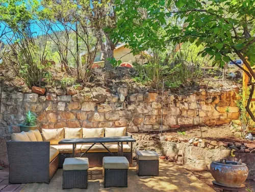 4 Bed 4 Bath House: Steps to Downtown Manitou Springs - Boutique