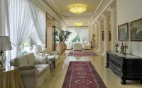 Hotel Terme Neroniane - Parkplatz