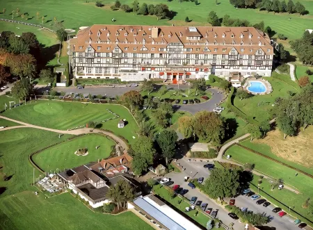 Hôtel Barrière l'Hôtel du Golf
