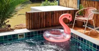 Phetra Pool Villas - Pools