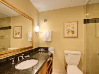DoubleTree by Hilton Fort Lee/George Washington Bridge Hotels near Convent Garden