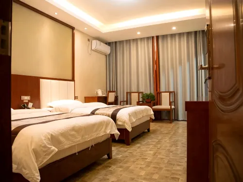 Badong Yujun Hotel