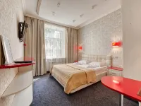 London Hotel berhampiran Stesen Vykhino