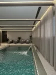 Mr.Just's Hotel - С бассейном