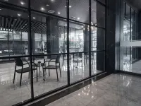 Modern Look 2BR Apartment at The Wahid Private Residence By Travelio Hotel di Babura