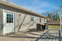 Family/Group Retreat Near USNA stadium & Downtown Annapolis; Private yard - Bungalows