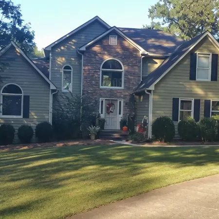 Wooded Oasis: Safe & Secluded 2BR, Full Bath Retreat