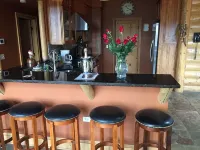 Mystic Pines Log Home in Shenandoah Valley with Hot Tub and Spectacular Views!