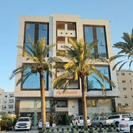 Tamrah Suites Hotel