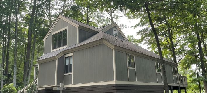 Breathtaking lake views, steps from beach, golf, and clubhouse. Renovated home! Hotels in Pickens County