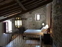 Charming house inside walls of Óbidos - Kitchens