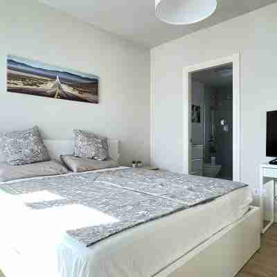 BRAND NEW: Villa Piteras Golf | Jacuzzi & Sea View Rooms