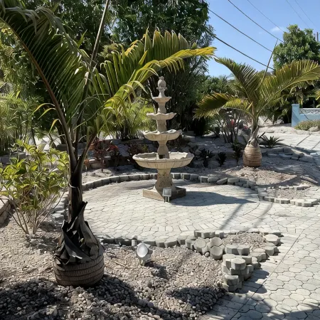 Magnificent Ocean views, privacy abounds on this well appointed mini estate.