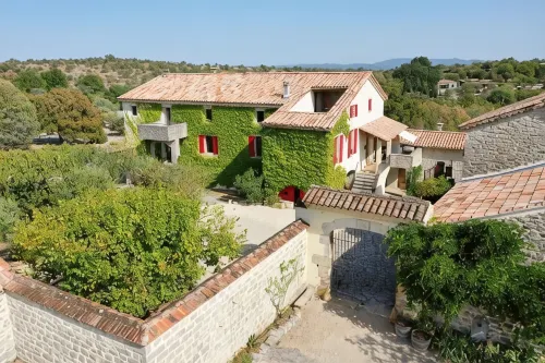 Gîte l'Escoussou 120m², 4 Bedrooms, Nature, Charm, Heated Pool, South Ardèche