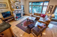 Beautiful Minnesota Townhome on Lake Superior ~ Incredible View - 3-Star