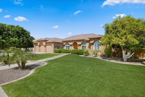 Luxury Home/Heated Pool/hot tub/Theater/ Putting Green AZ