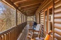 Mountain views, HUGE theater room, hot tub, game room!! - Mountain view