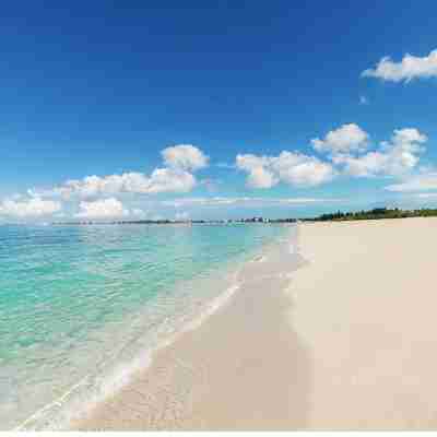 "Soleil"- Updated Luxury Studio- Turtle Cove- Stunning Carribean Views Fitness & Recreational Facilities