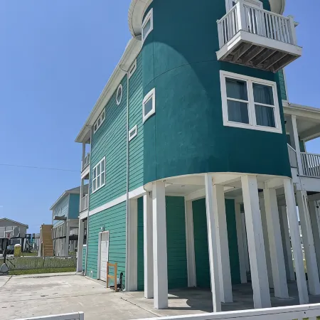 Beach house in West End Galveston