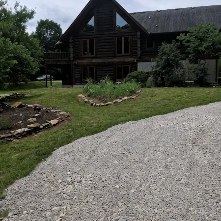 Beautiful Real Log Home on the Olentangy River