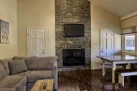 Newly Renovated 4BR / 4BA Pet-Friendly, Best Walking Location At Boyne Mountain - 4-Star