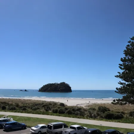 Belle Mer Beachfront Apartments - Self Serviced