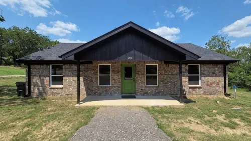 Delightful 3-bedroom house with AC in Atoka - 3-Star