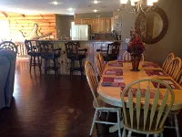 Great for family vacations, weddings, And Church retreats. - Chalets