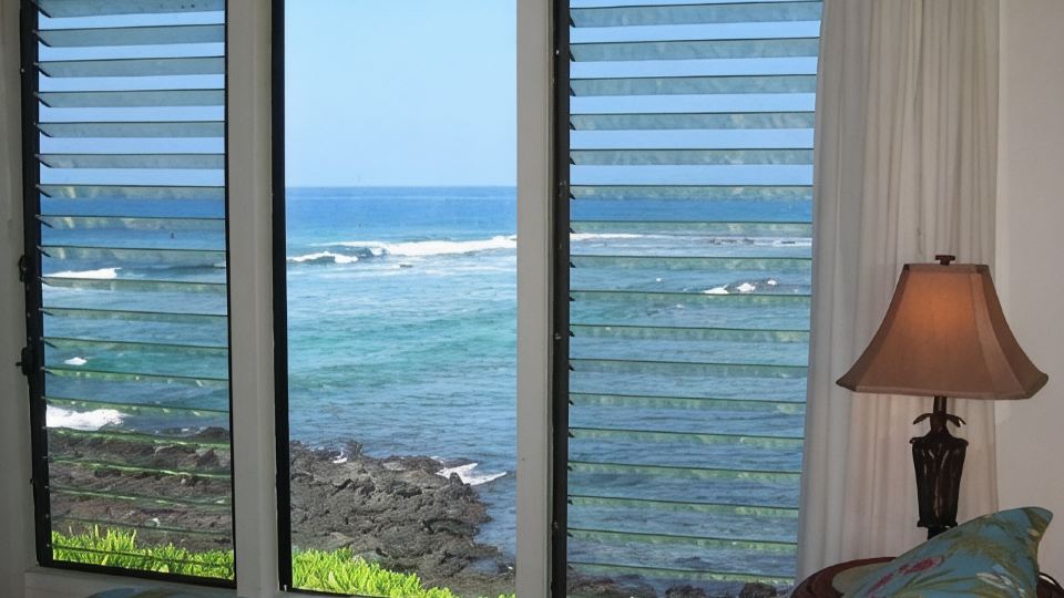 Beautiful Ocean/Beachfront Property and A Private Back Yard! AC in both BDRMS!