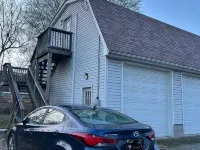 Riverside Retreat, a charming studio near Oakmont and Pittsburgh with WiFi, AC Hotels in Harmar Township